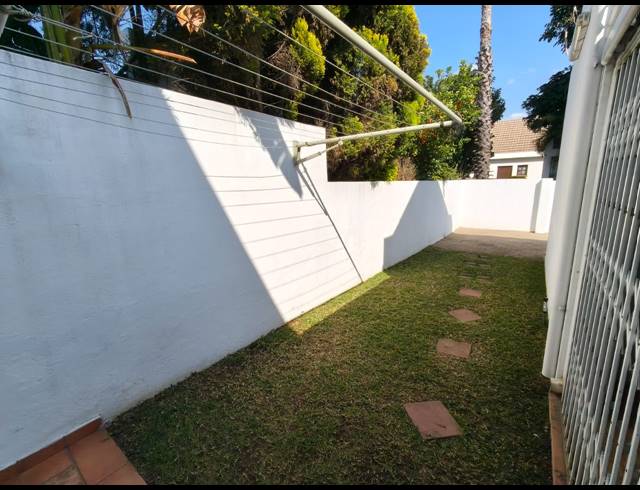 2 BEDROOM TOWNHOUSE FOR SALE IN PROTEA PARK